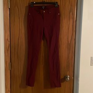 Colored skinny jeans